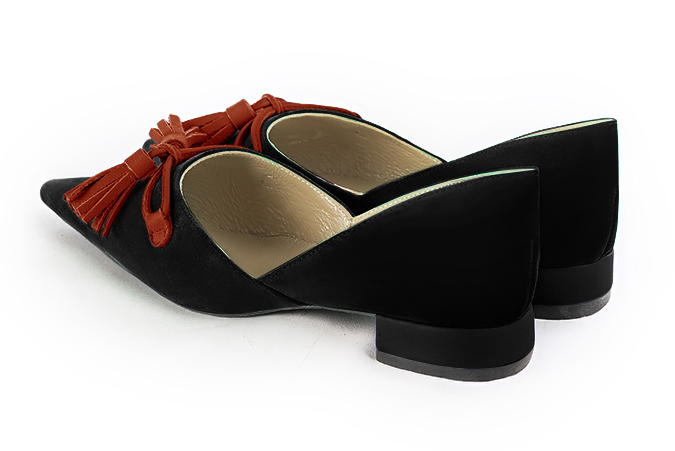 Matt black and terracotta orange women's dress pumps, with a knot on the front. Pointed toe. Flat block heels. Rear view - Florence KOOIJMAN